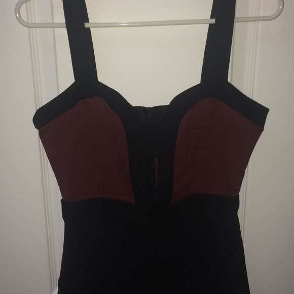 Dress - Picture 2 of 4